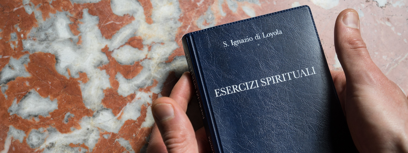 Copertina del libro degli Esercizi Spirituali di sant'Ignazio - Accompagnamento spirituale presso la parrocchia di san Saba, Roma